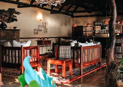 Mukambi Safari Lodge- Lounge
