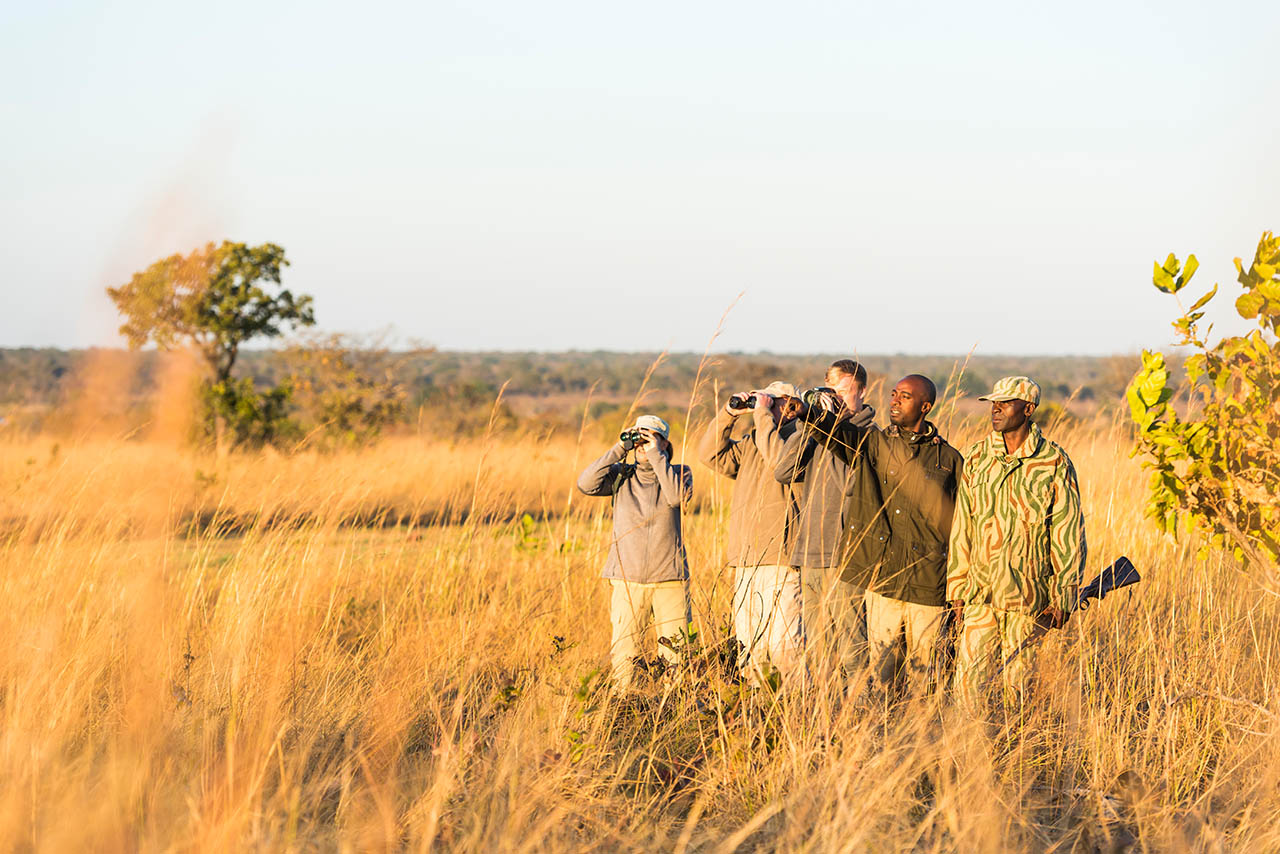 mukambi safari guides and guests